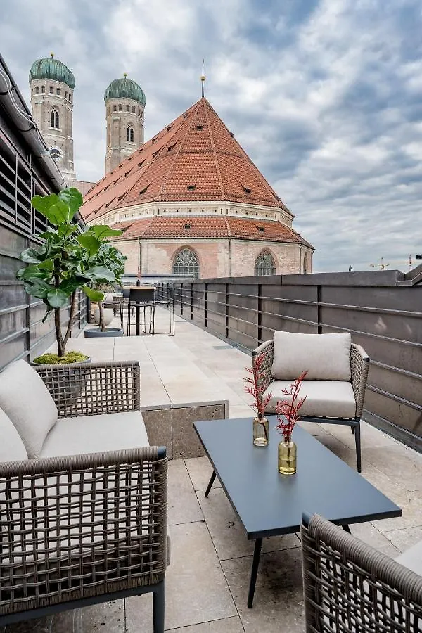 *****  Do & Co Hotel Muenchen Germany