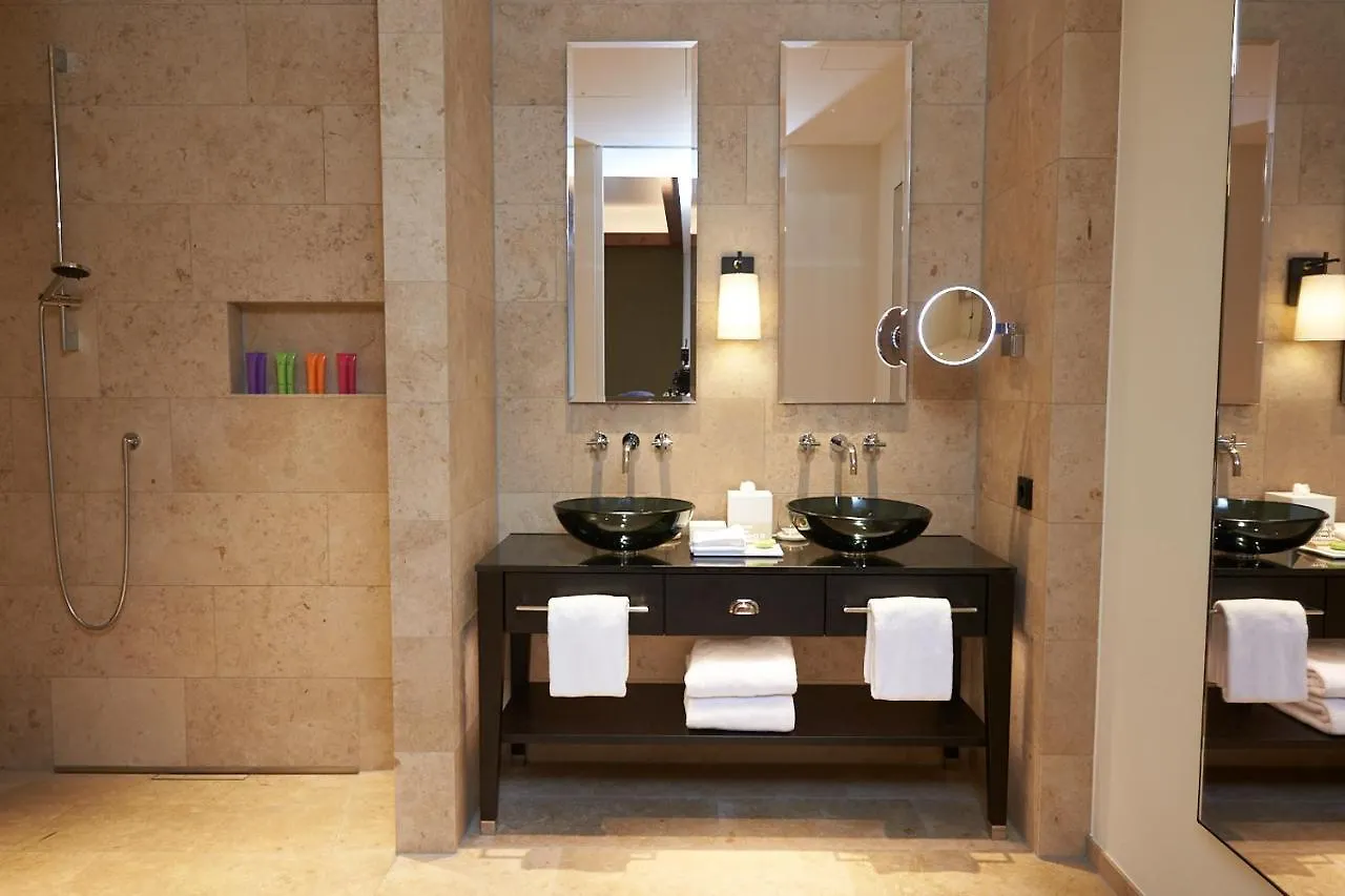 *****  Do & Co Hotel Muenchen Germany