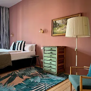 https://brilliant-apartments-berlin.find-berlin-hotels.com